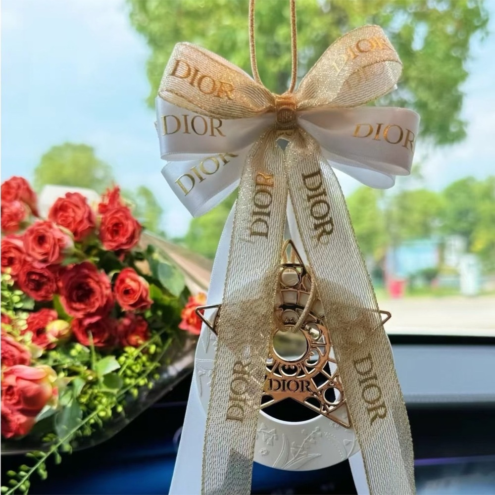 Dior DIY car diffuser - Picture 7 of 7